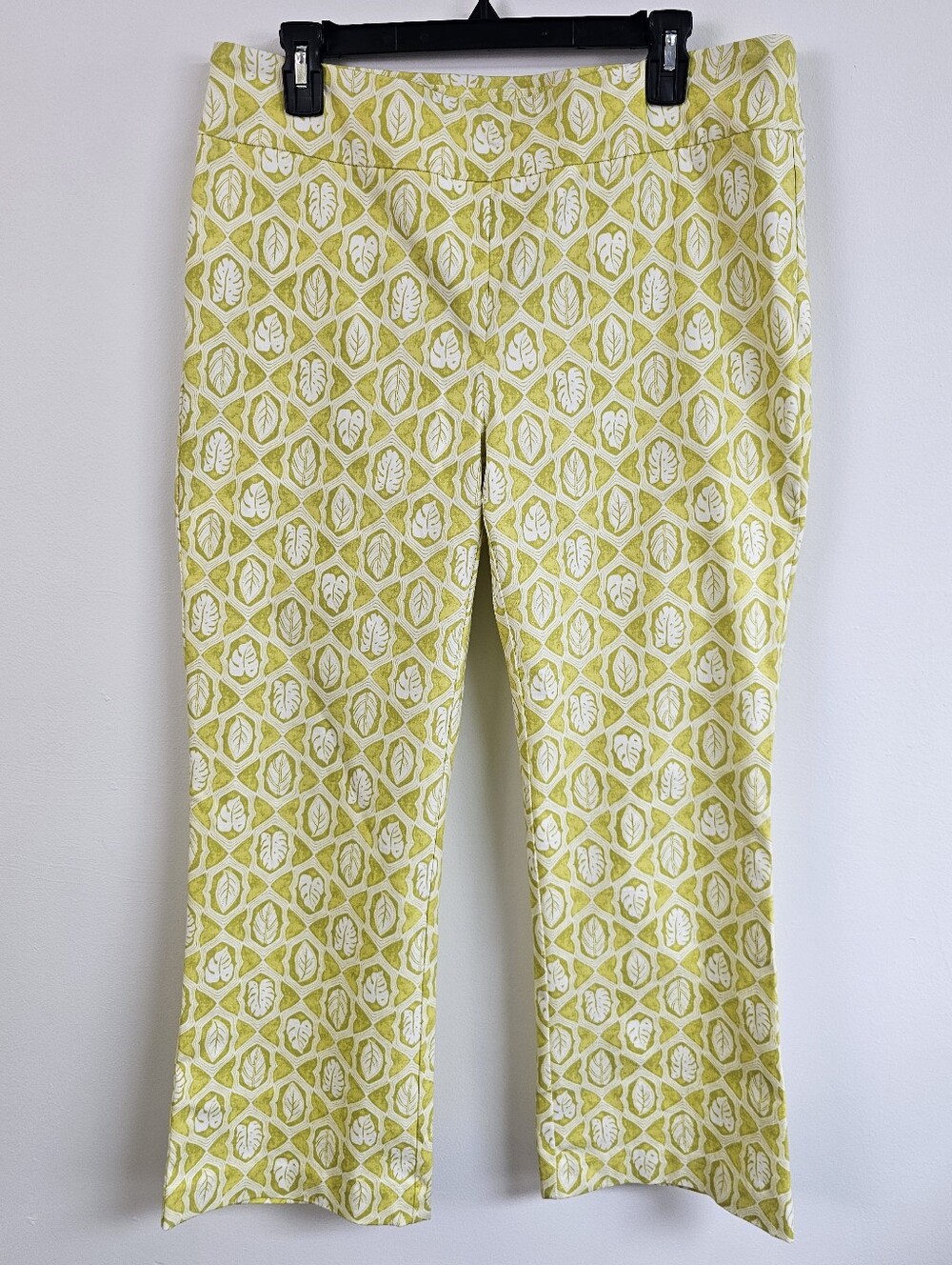 J. McLaughlin Masie Print Cropped Pants Botanical Leaf Print Chartreuse